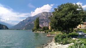 AMPIO APPARTAMENTO VISTA LAGO & MONTi